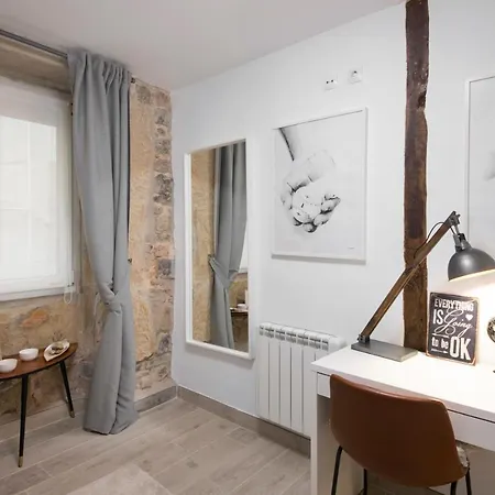 Bell Tower Old Town With Ac Апартаменты Сан-Себастьян