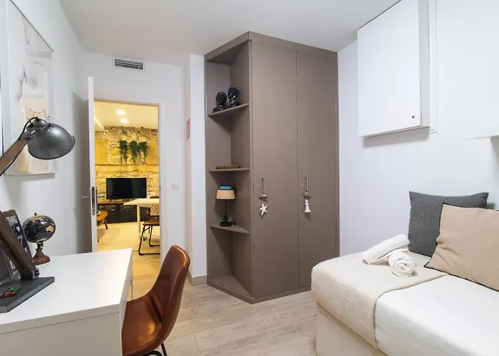 Bell Tower Old Town With Ac * Сан-Себастьян